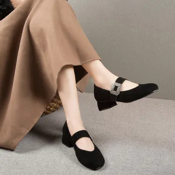 2023 יוקרה נעלי מרי ג ' ינס אישה קטיפה לרפואה-עקבים&שטוחות, נעליים עם עקבים קריסטל חגורת עור רצועת בלט פאטאל