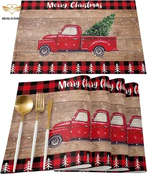 חג המולד מפיות סט של 4 חג המולד משאית עם עצי חג המולד מפית על שולחן האוכל אדום שחור באפלו משובץ שולחן מחצלות עיצוב