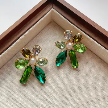 חדש קיץ צבעוני מצופה סוכריות פרח ירוק עגיל פירסינג אישיות אופנה ילדה פרח עגילים ייחודיים תכשיטים