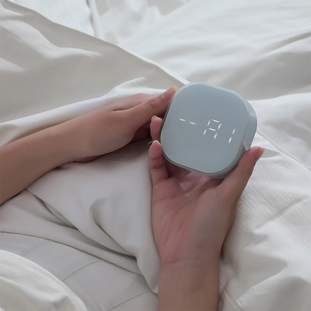 אלקטרוני כיכר שקטה ליד המיטה שעון מעורר טמפרטורה חכמה חש משיכה מגנטית השעון עיצוב הבית - 4